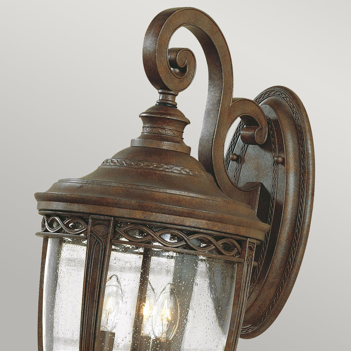 English Bridle 3 Izzós Kültéri Nagy Fali Lantern, Bronz