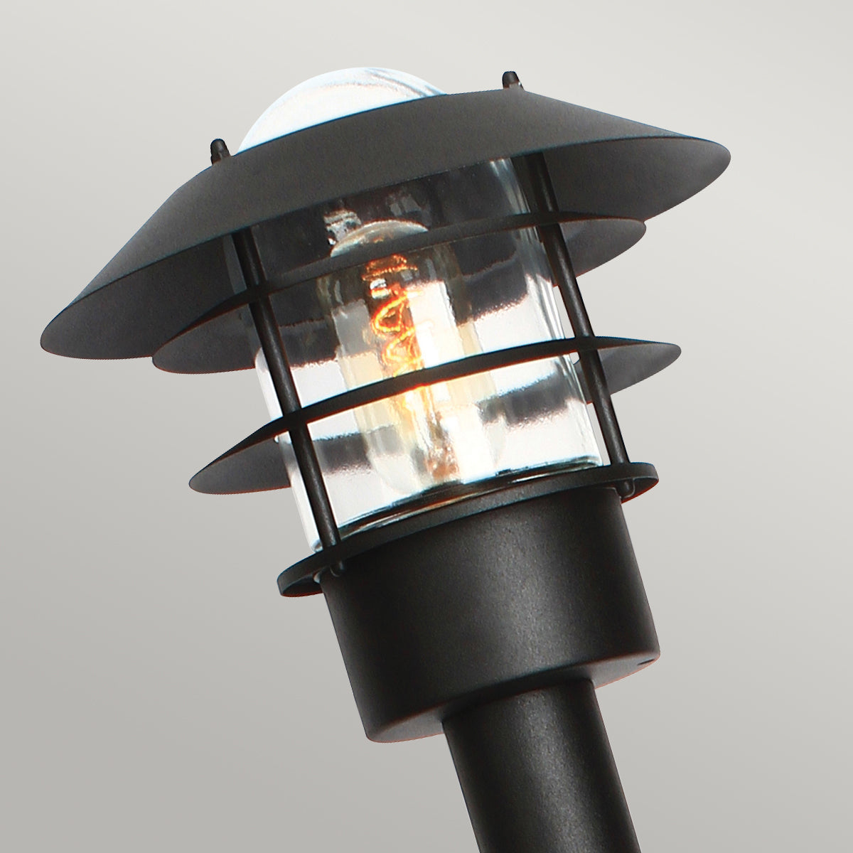 Helsingor Kültéri Fekete Állólámpa, Lantern Lámpával