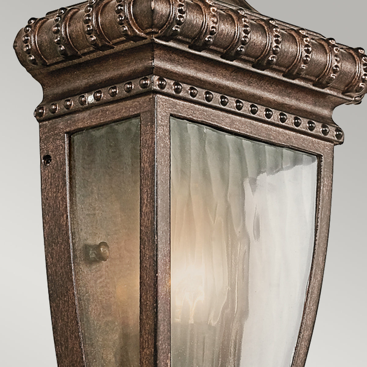 Venetian Rain Kültéri Fél Fali Lantern, Bronz