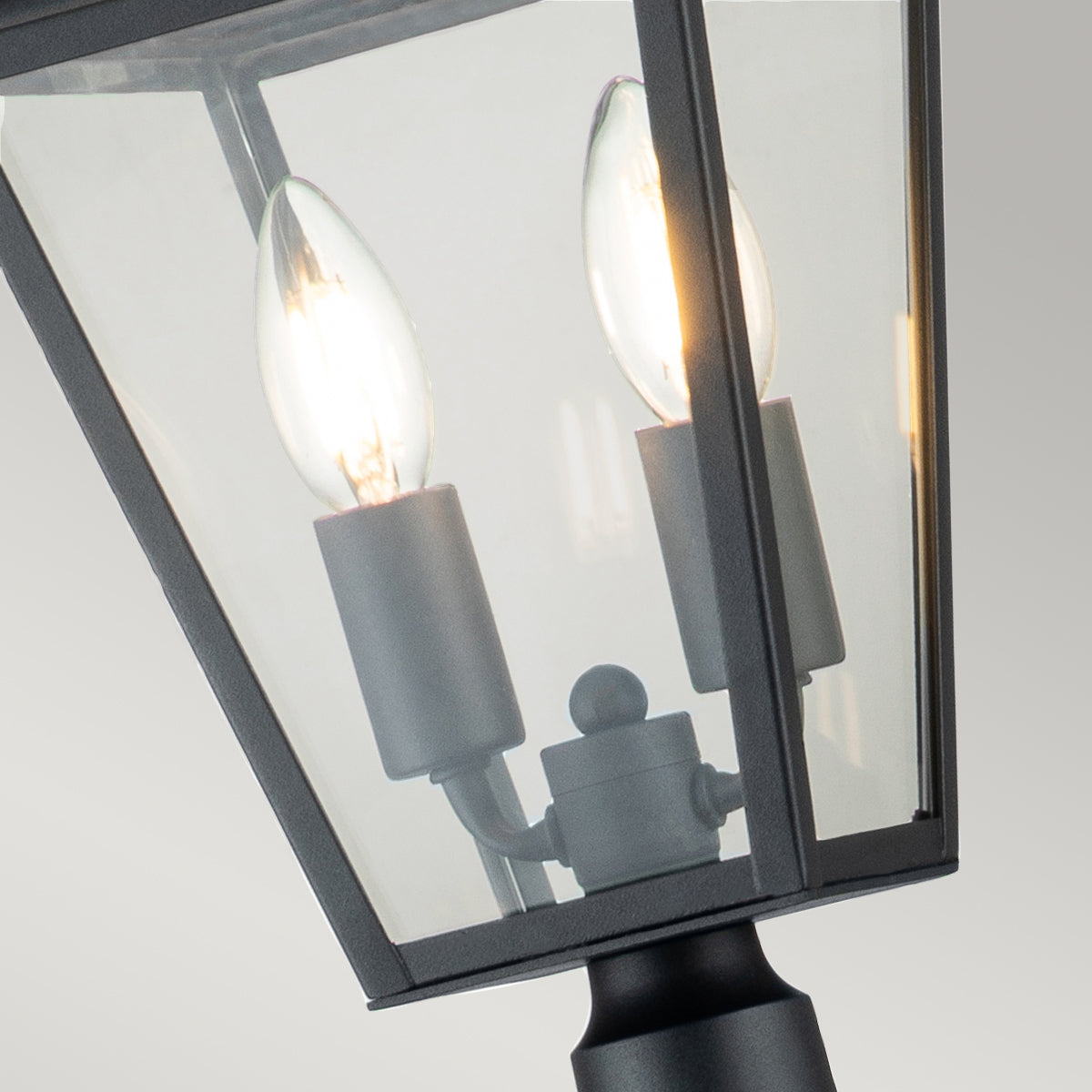 Alford Place Kültéri Fekete Kültéri Pillér Lantern, 2 Izzós
