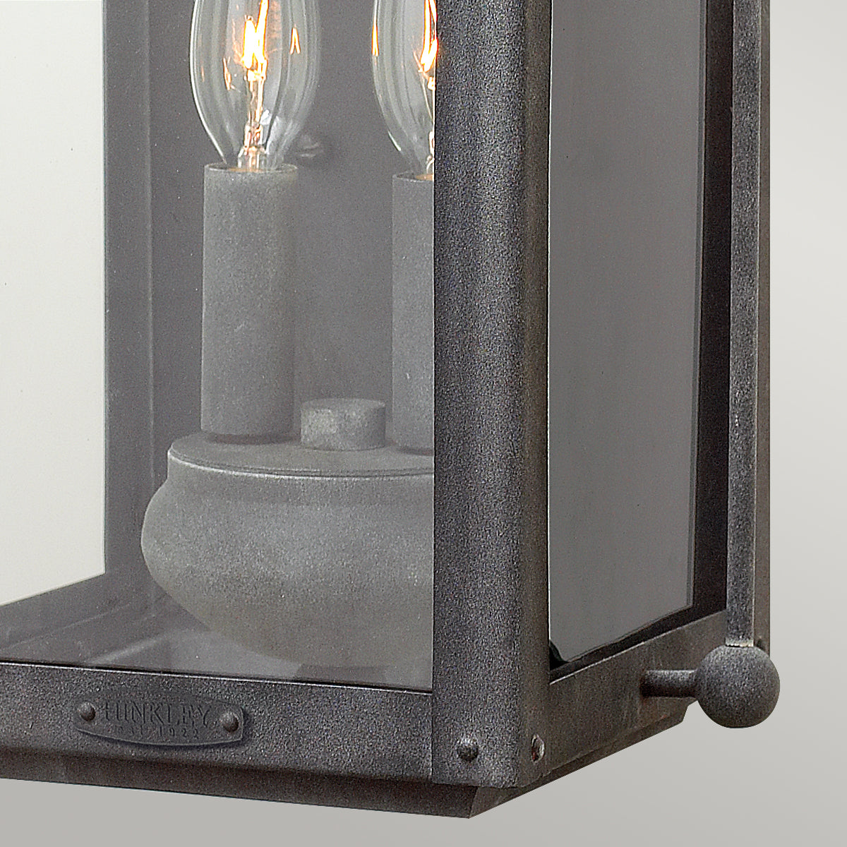 Anchorage 2 Izzós Kültéri Cink Fali Lantern