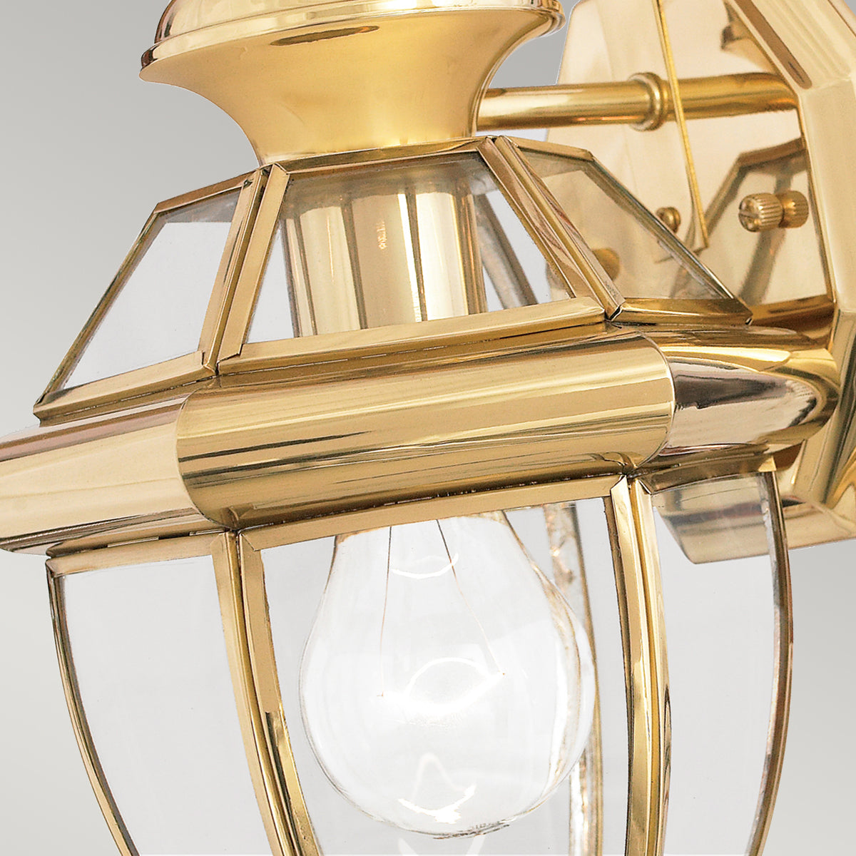 Newbury Kültéri Kicsi Fali Lantern, Antikolt Sárgaréz
