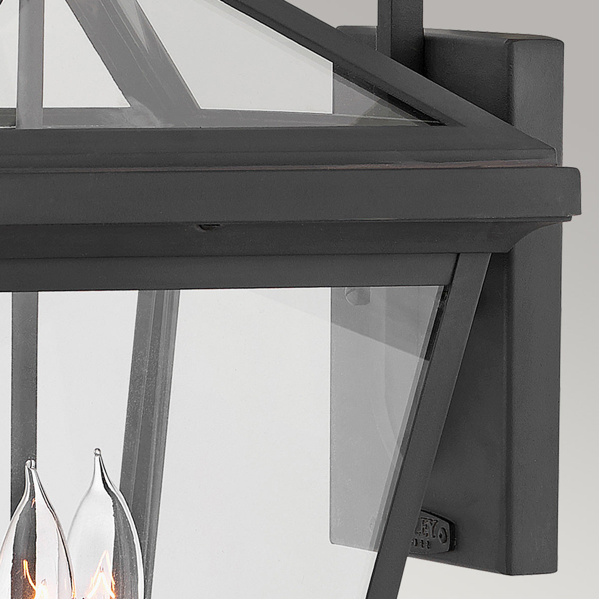 Alford Place 3 Izzós Kültéri Nagy Fali Lantern, Fekete